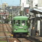 西太子堂駅に進入する72-71編成／2000年3月18日 若林〜西太子堂間