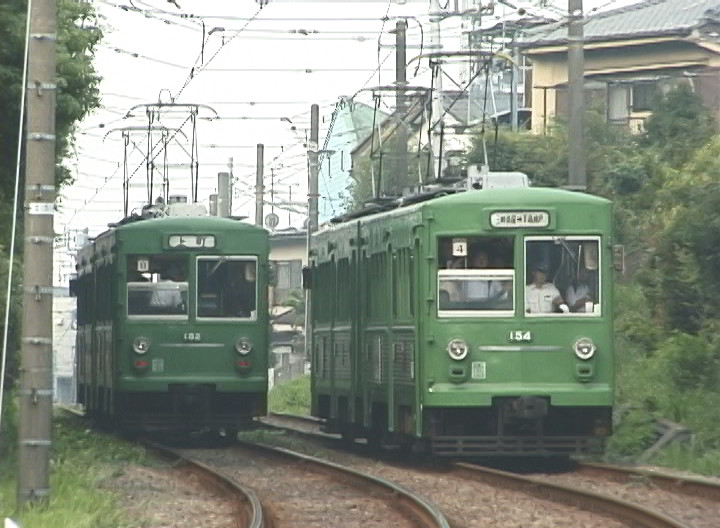 若林付近ですれ違う上町行きの152-151編成と154-153編成／2000年8月29日 松陰神社前〜若林間