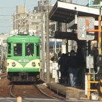 下高井戸駅に進入する82-81編成／2000年11月19日 松原〜下高井戸間