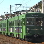 山下駅に進入する74-73編成／2000年3月30日 山下駅