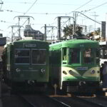 世田谷駅に停車中の72-71編成／2000年3月27日 世田谷駅