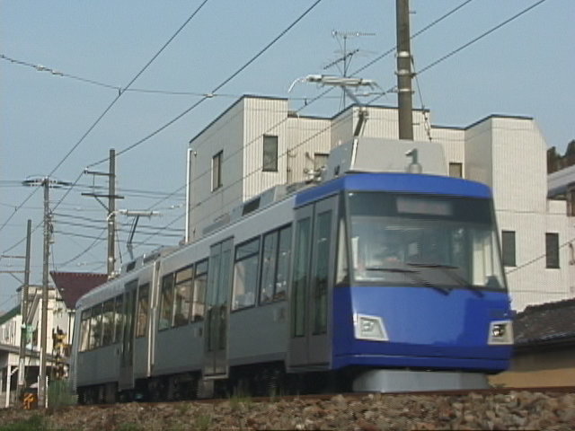 新製試運転中の303編成／2000年6月19日 世田谷〜上町間