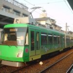 世田谷駅に停車中の72-71編成／2000年3月27日 世田谷駅