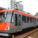 若林駅に停車中の154-153編成／2000年7月11日 若林駅