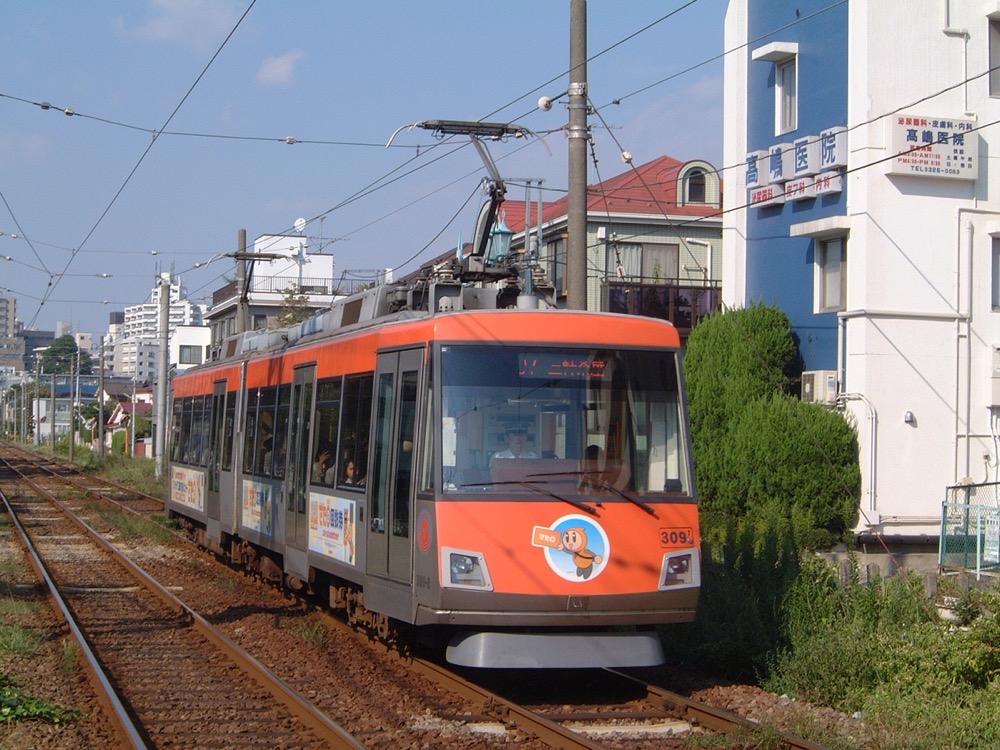 松原駅に進入する309編成「せたまる」／2004年10月2日 下高井戸〜松原間