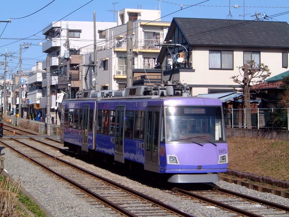 宮の坂へ向かう307編成／2005年1月30日 山下〜宮の坂間