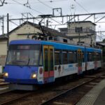 上町駅で154-153編成から152-151編成に車両交換中／2000年8月30日 上町駅