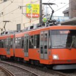 上町駅で154-153編成から152-151編成に車両交換中／2000年8月30日 上町駅