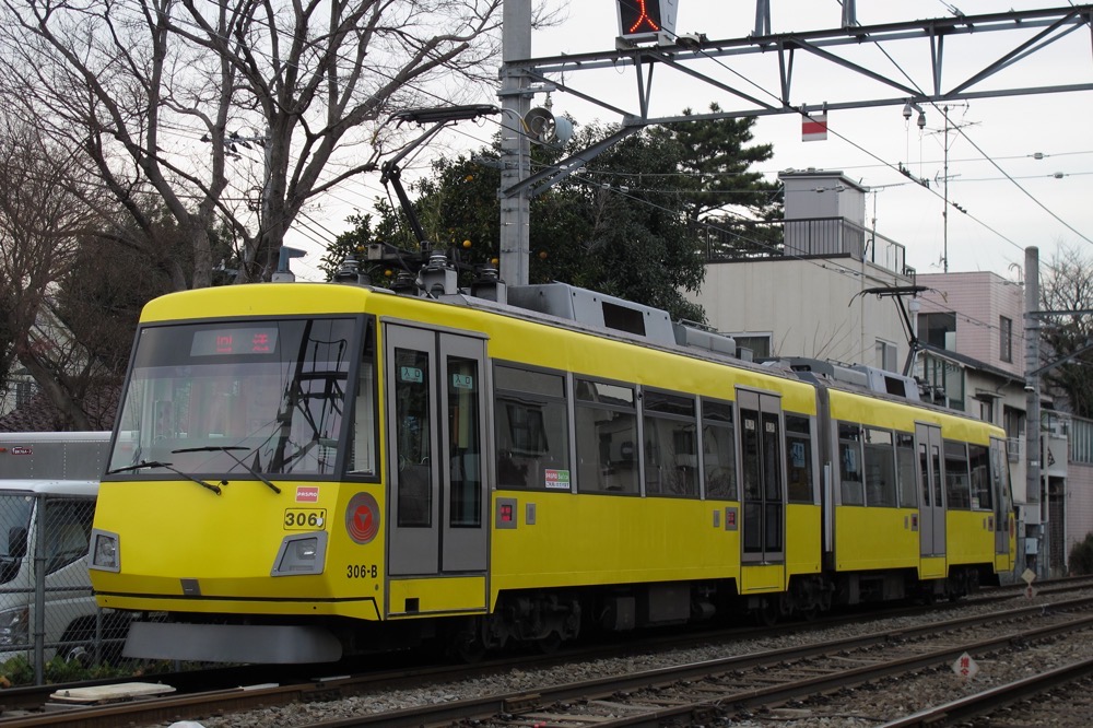 上町車庫に留置中の306編成／2011年1月15日 上町車庫