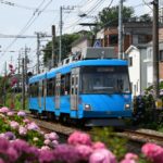 山下駅に進入する72-71編成／2000年8月15日 宮の坂〜山下間