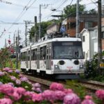 山下駅に進入する72-71編成／2000年8月15日 宮の坂〜山下間