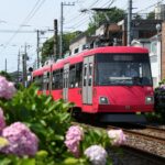 山下駅に進入する154-153編成／1999年5月30日 宮の坂〜山下間