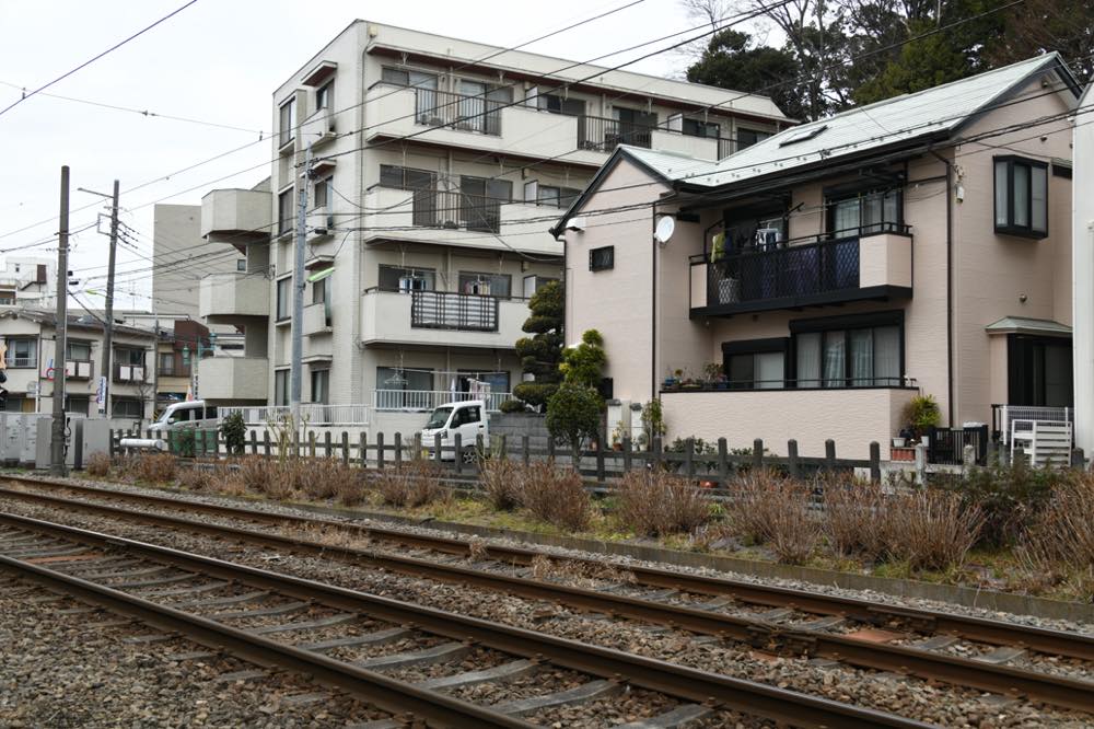 六所神社前停留場上りホーム跡／2025年2月3日 山下〜松原間