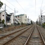 松原駅を発車した82-81編成玉電塗装／2000年12月24日 松原〜山下間