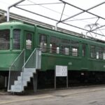 三軒茶屋駅に到着する84-85編成／1999年4月14日 西太子堂〜三軒茶屋間