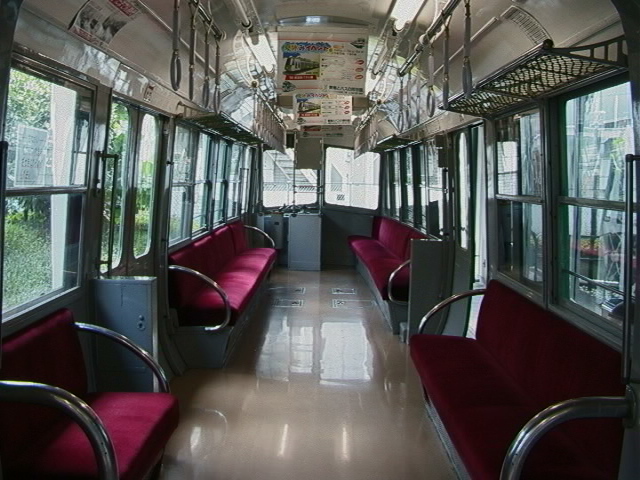 デハ204号1位側車内全景／1999年8月6日 電車とバスの博物館3号館