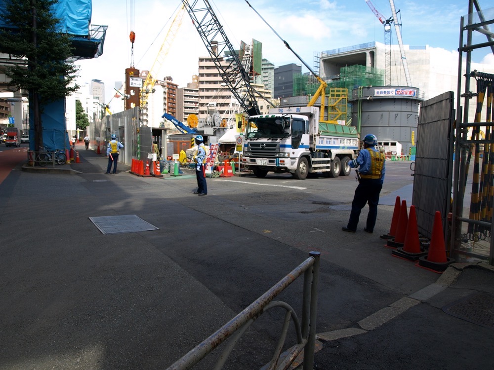 大橋ジャンクション建設中の入出庫線跡／2007年8月2日 池尻大橋