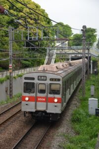 307編成「SDGsトレイン『美しい時代へ号』」が運転開始