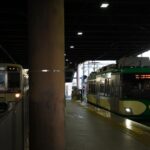 下高井戸駅に入線する301編成／2023年7月23日 下高井戸駅