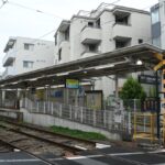 松陰神社前駅全景（三軒茶屋方）／2025年8月16日 松陰神社前駅